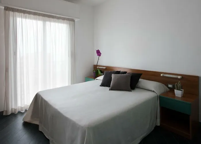 Liliana Hotel