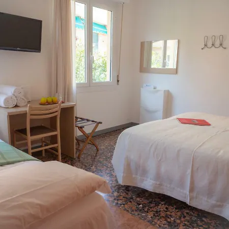 Liliana Hotel