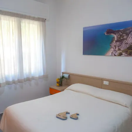 Liliana Hotel