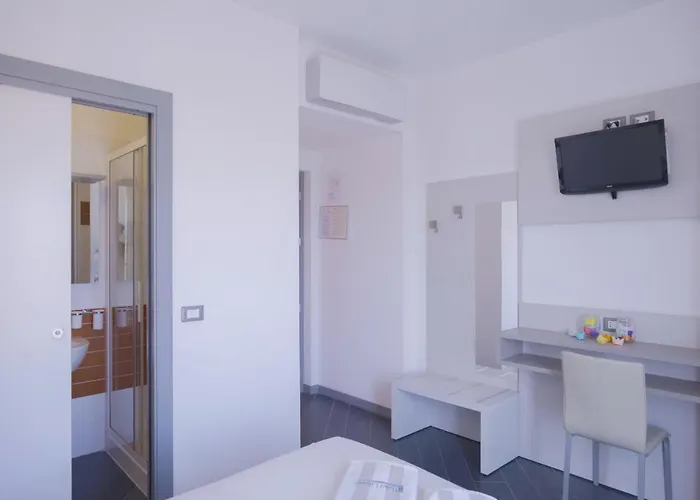 Liliana Hotel